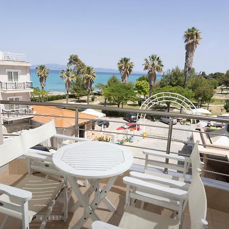 Hanioti Grandotel Bagian luar foto