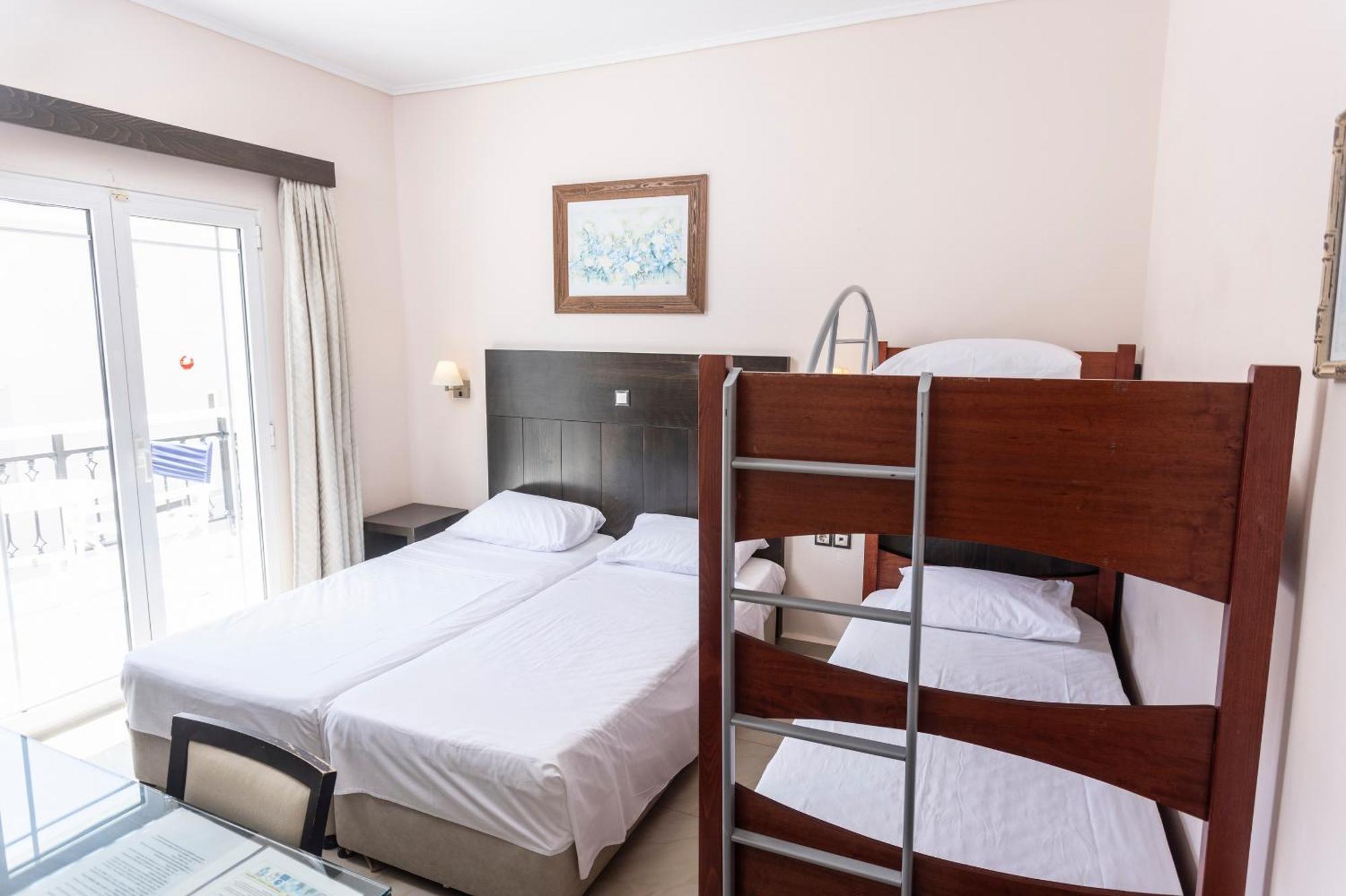 Hanioti Grandotel Bagian luar foto